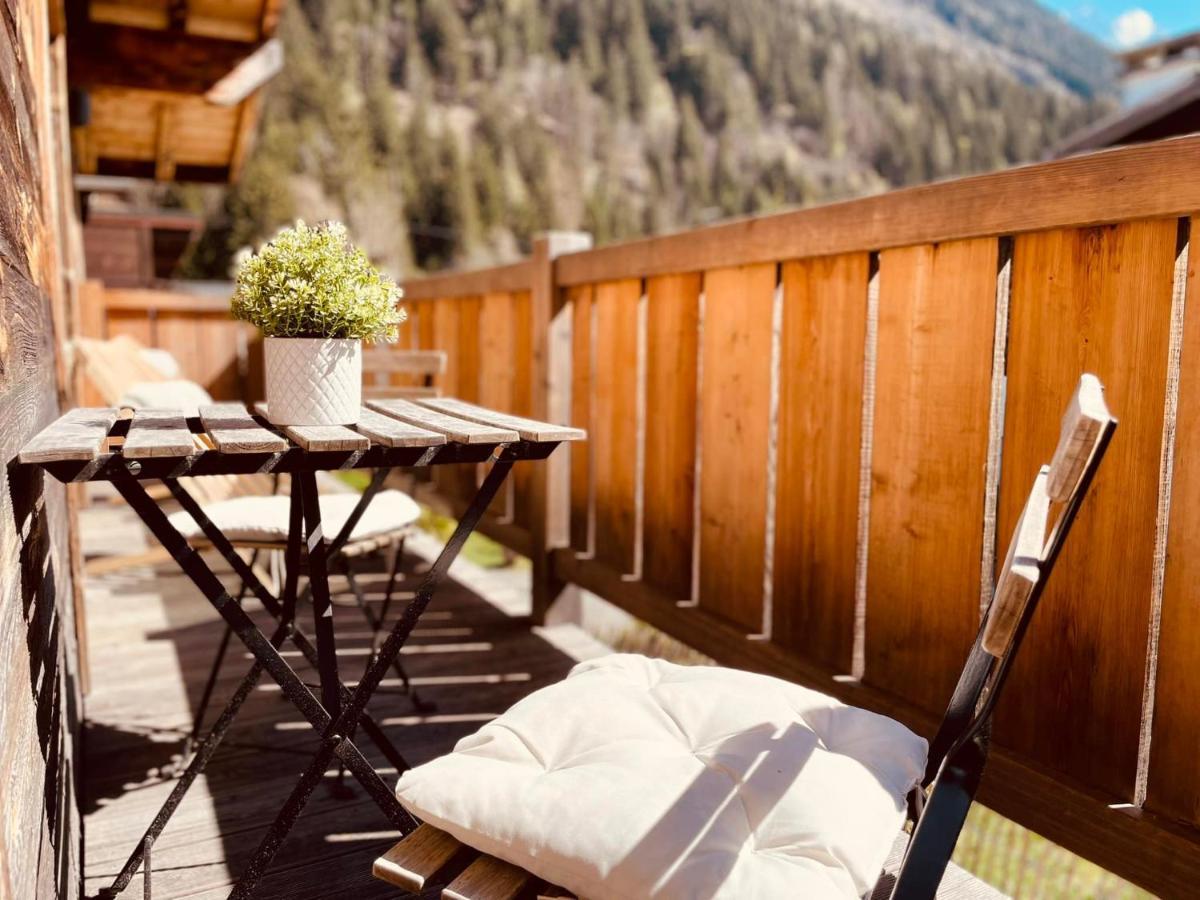 Chalet Le Petit Nicolas, Jacuzzi, Vue Mont Blanc Chamonix ภายนอก รูปภาพ