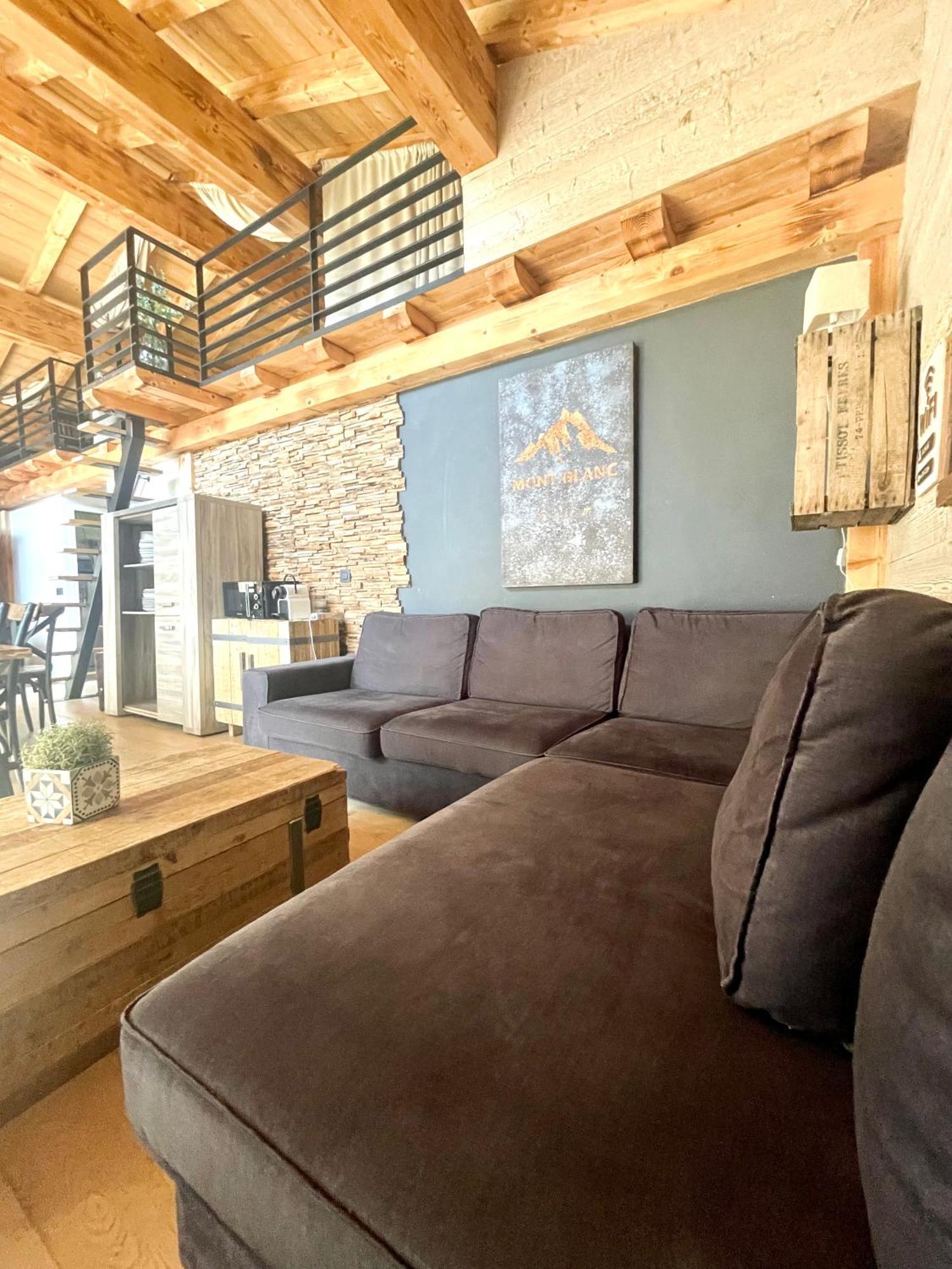 Chalet Le Petit Nicolas, Jacuzzi, Vue Mont Blanc Chamonix ภายนอก รูปภาพ