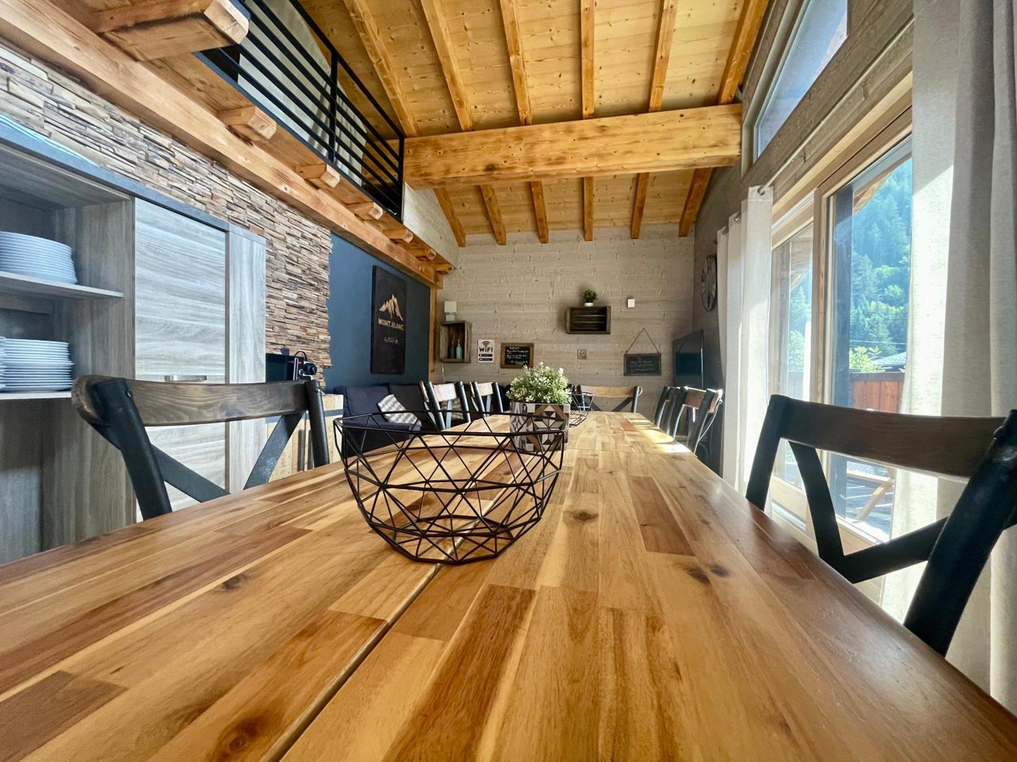 Chalet Le Petit Nicolas, Jacuzzi, Vue Mont Blanc Chamonix ภายนอก รูปภาพ