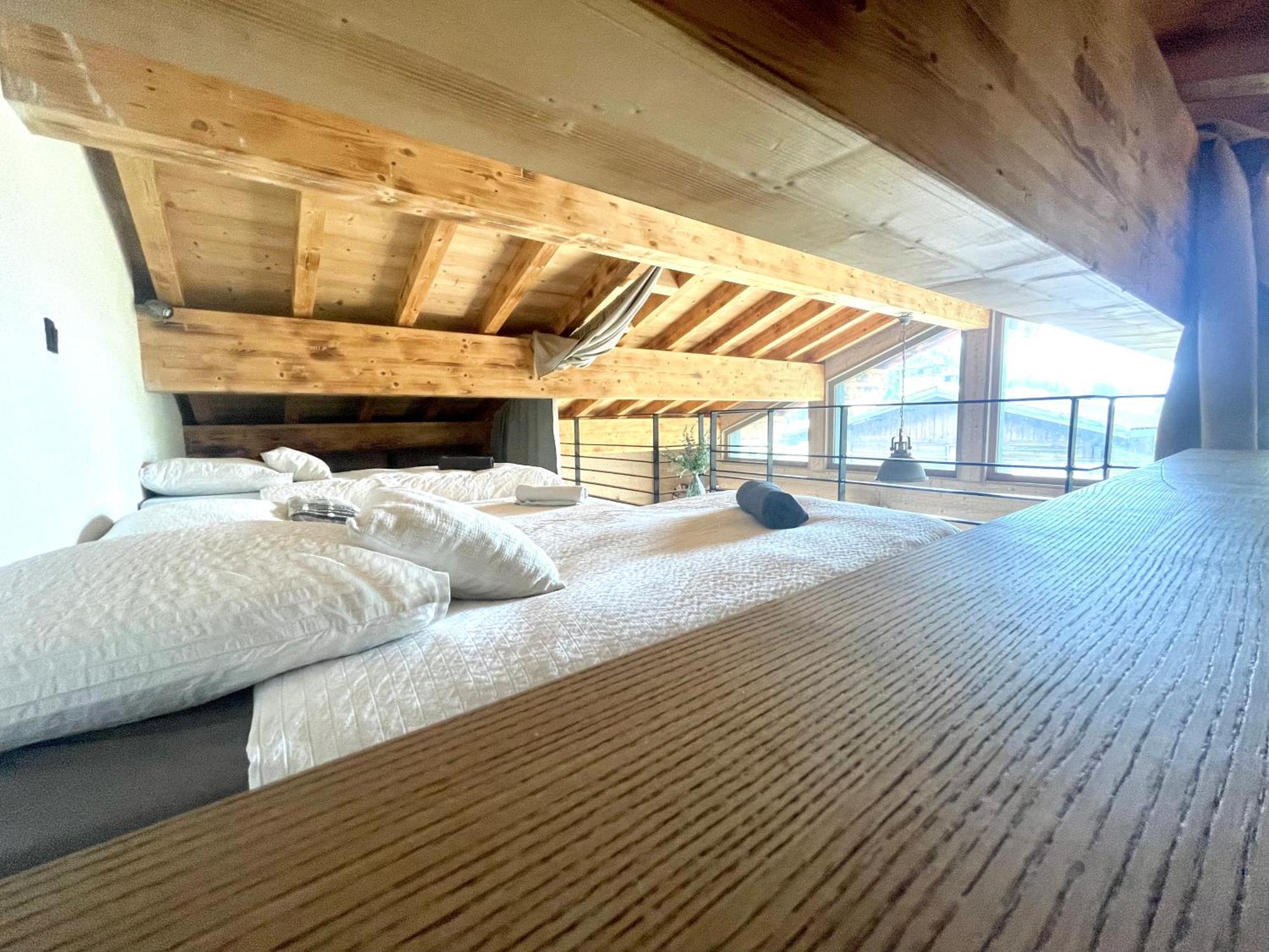 Chalet Le Petit Nicolas, Jacuzzi, Vue Mont Blanc Chamonix ภายนอก รูปภาพ