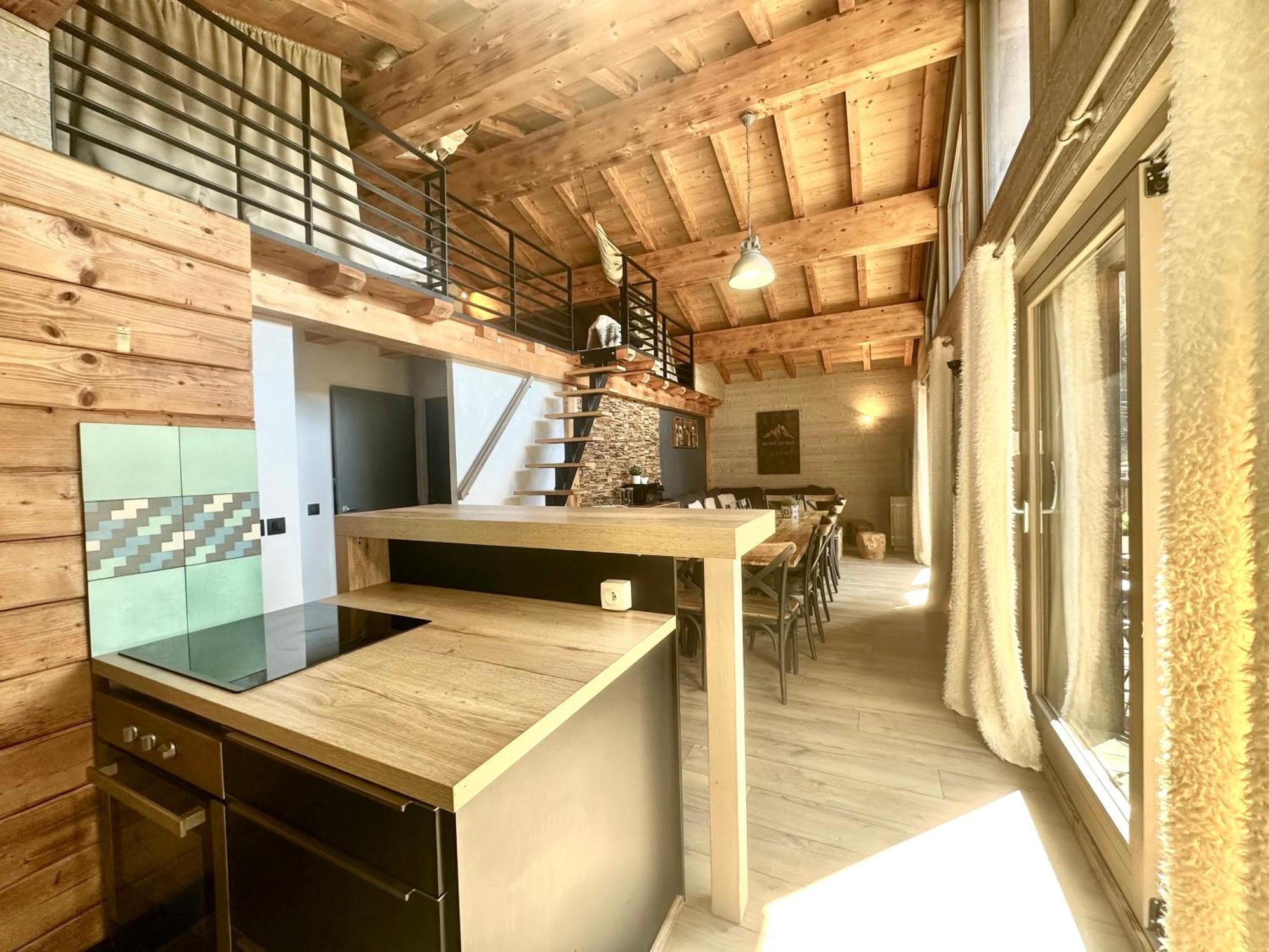 Chalet Le Petit Nicolas, Jacuzzi, Vue Mont Blanc Chamonix ภายนอก รูปภาพ